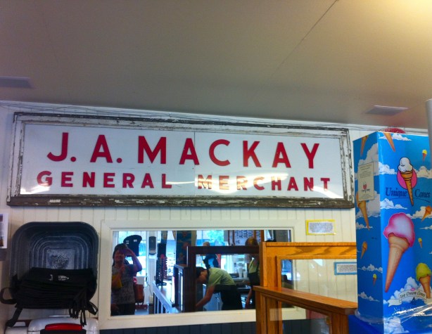 OldMackay'sSign