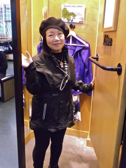 Lululemon Outlet - Vancouver - 7