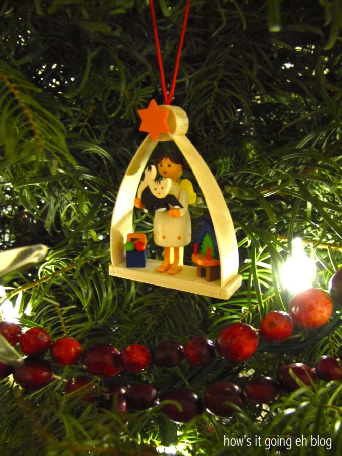 Christmas Village '13 - 18